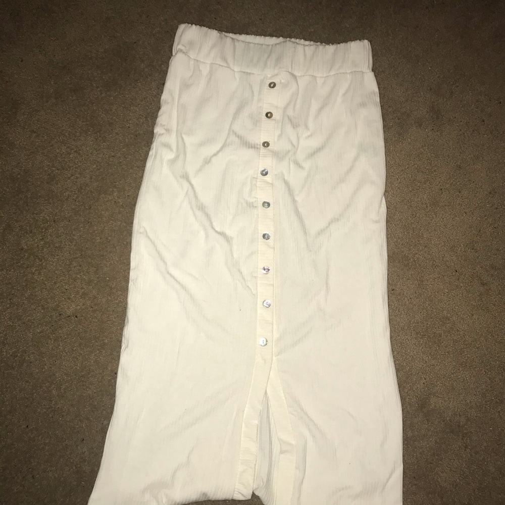 💕White Ribbed Midi Skirt